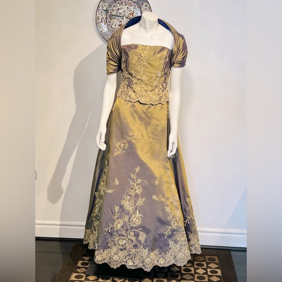 Gorgeous evening gown. Mother of the bride dress - Picture 6 of 10